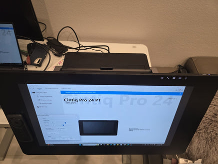 CintiqPro 24PT gently used fully functioning display wacom display