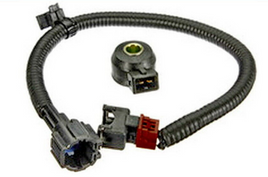 Knock Detonation Sensor & Electrical Connector  Fits: Infiniti & Nissan