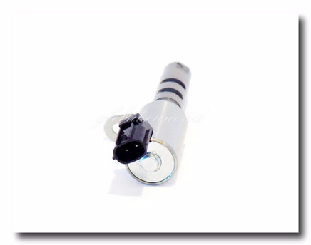 Engine Variable Timing Solenoid Actuator W/ Connector Fits: Vibe Prizm Toyota