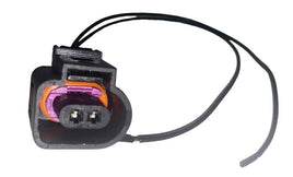 Engine Water Pump Connector For Porsche Cayenne 2003-206 VW Touareg 2004-2006