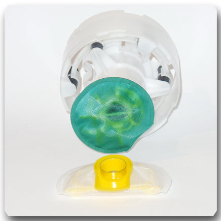  Fuel Pump & Housing Assembly Fits: Audi A6 1998-2004 VW Passat 1998-2005