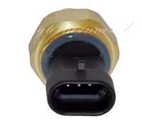 Engine Oil Pressure Sensor W/ Connector Fits: Autocar Bluebird Freightliner